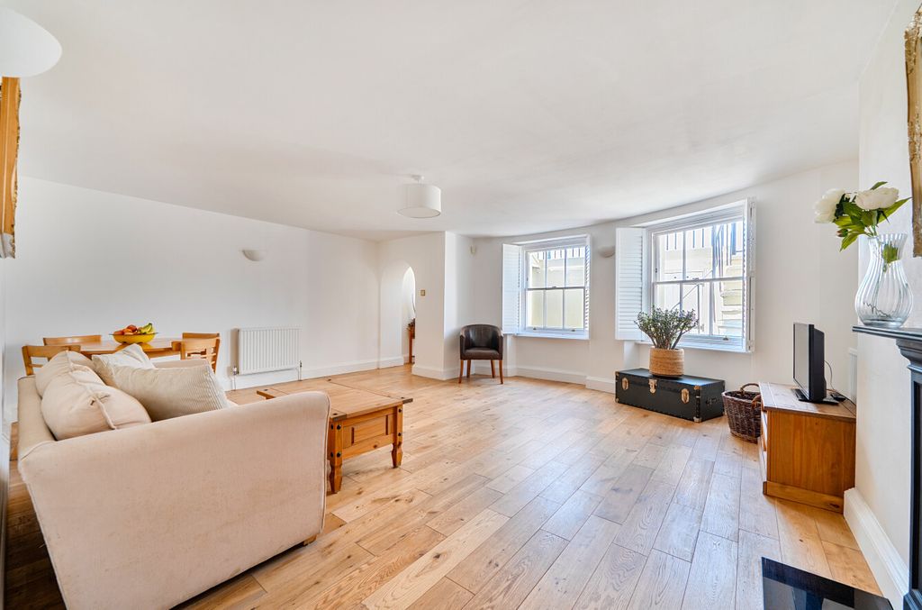 Property photo 2 of 17 1470757-5-6A1Aabd...