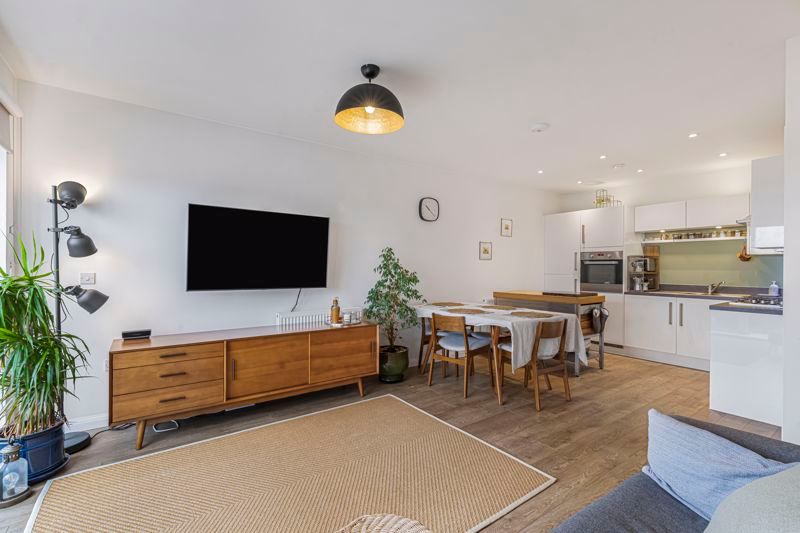 Property photo 3 of 19 Photo 9