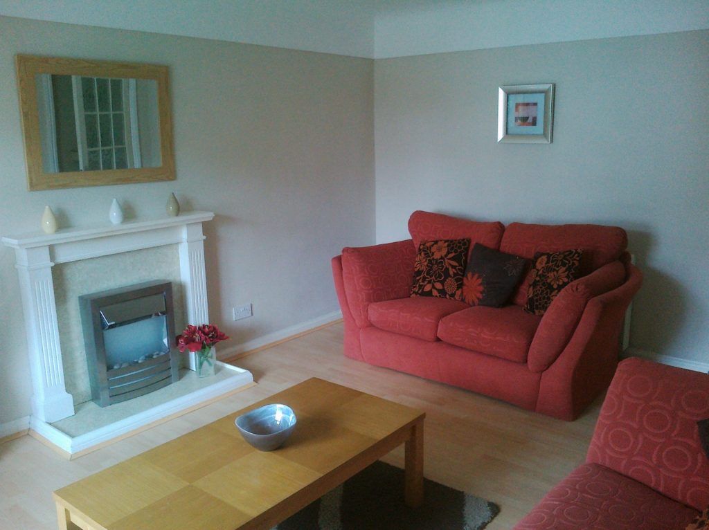 Property photo 2 of 12