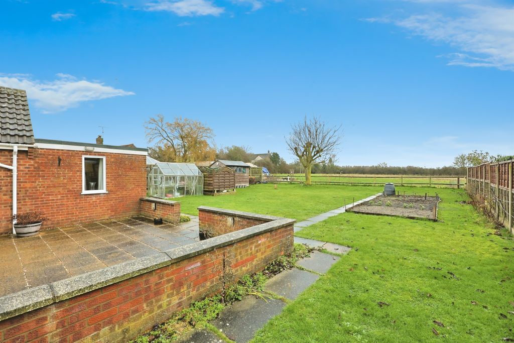 Property photo 3 of 18