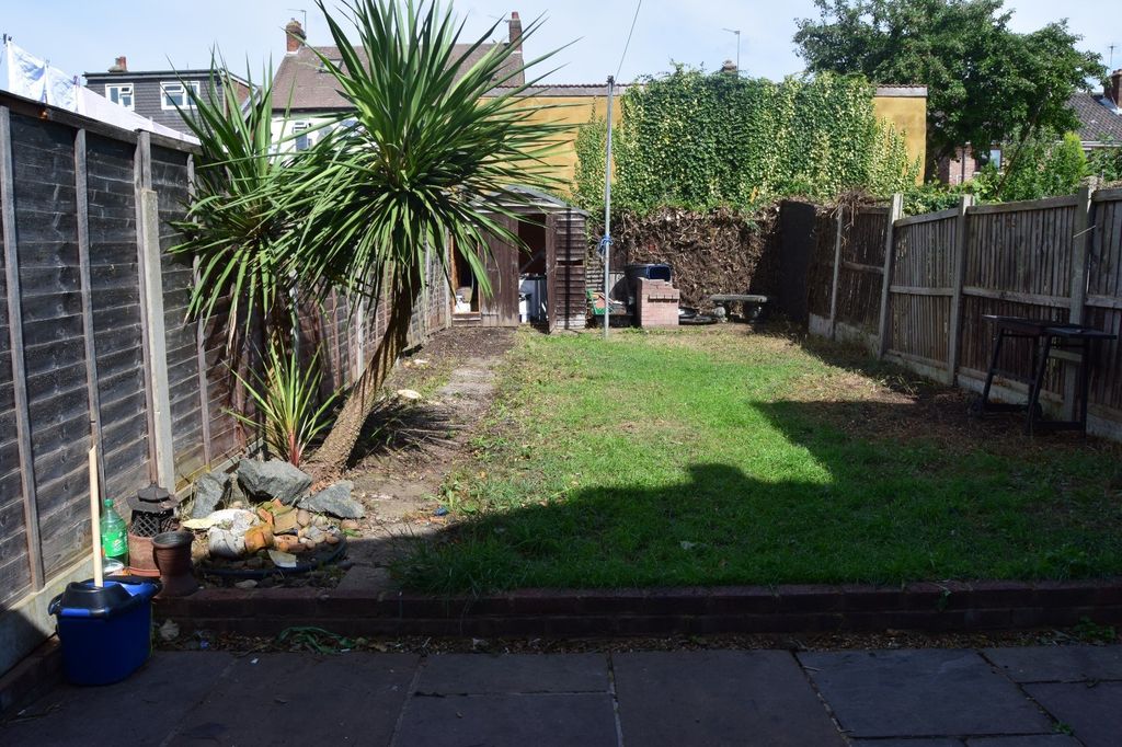 Property photo 2 of 10 Gallery