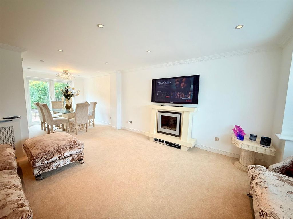 Property photo 2 of 16 2.Jpg