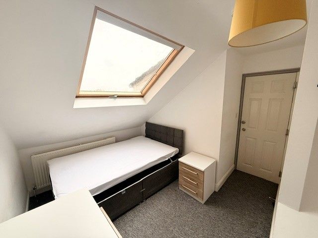 Property photo 1 of 11 Image