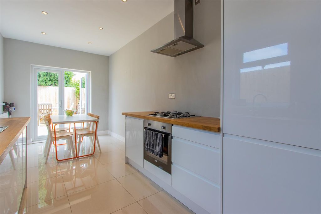 Property photo 3 of 12 Ethel Street 68-7.Jpg
