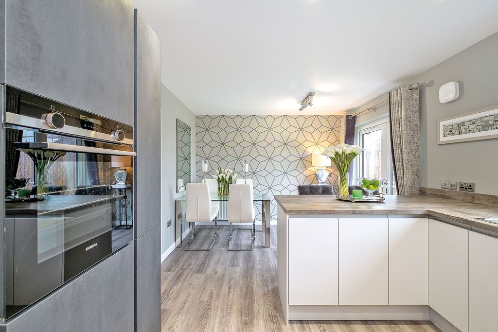 Property photo 3 of 8 Property Image 3