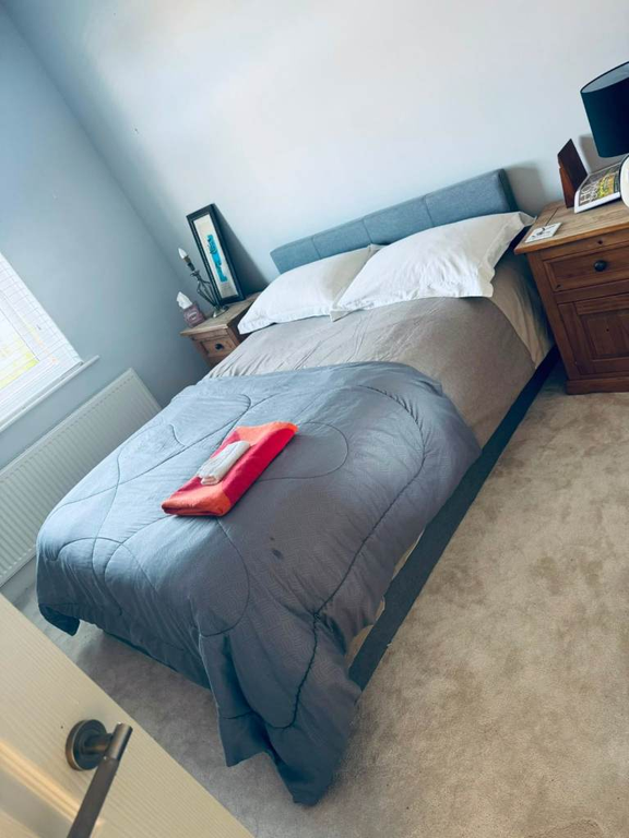 Property photo 1 of 2