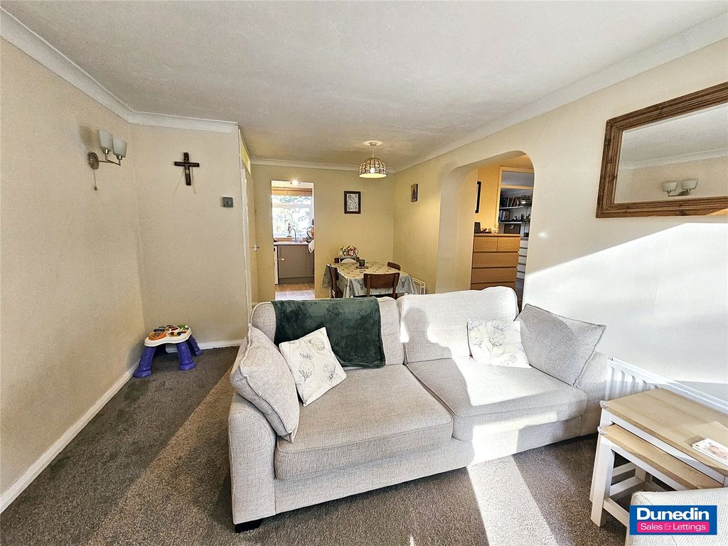 Property photo 2 of 22 Picture No. 48