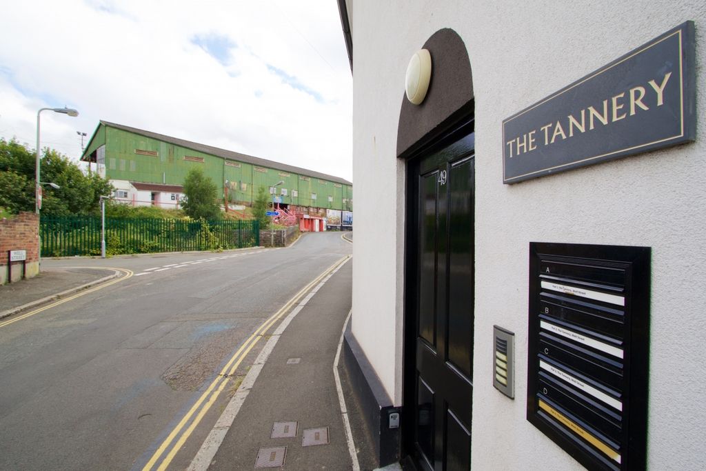 Property photo 2 of 11 Photo 1