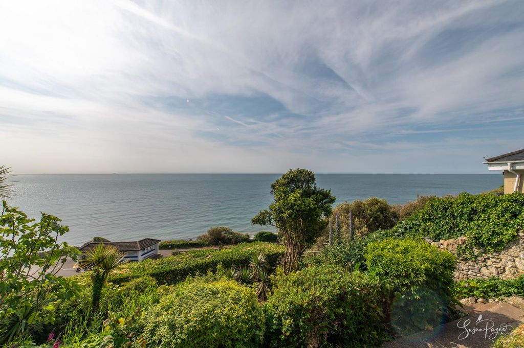 Property photo 2 of 21 Views