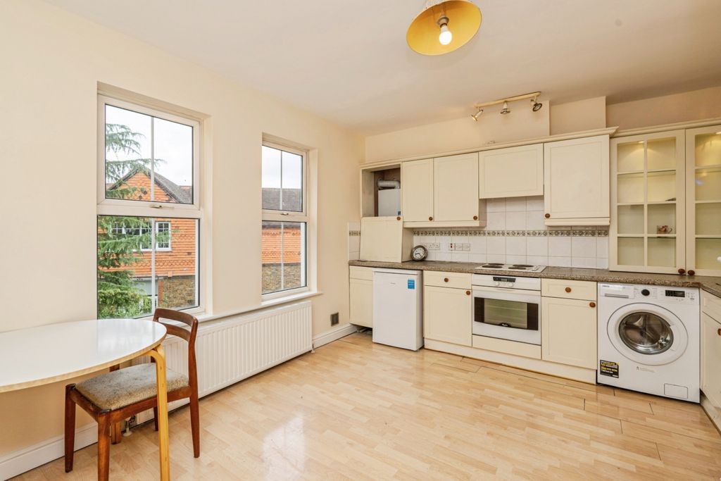 Property photo 2 of 13 Picture No. 26