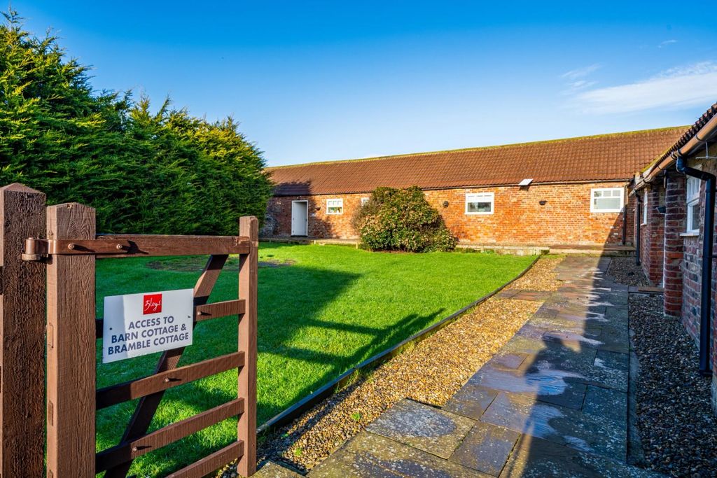 Additional image 19 of 6 bed detached house for saleScarborough Road, Filey YO14