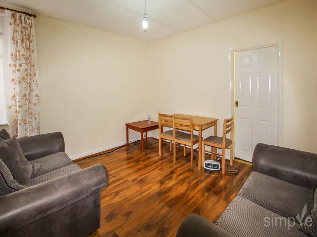 Property photo 3 of 8 Img_9032_8150