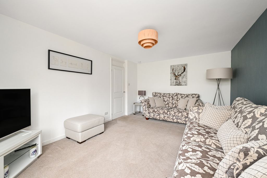 Property photo 3 of 18 Property Image 3
