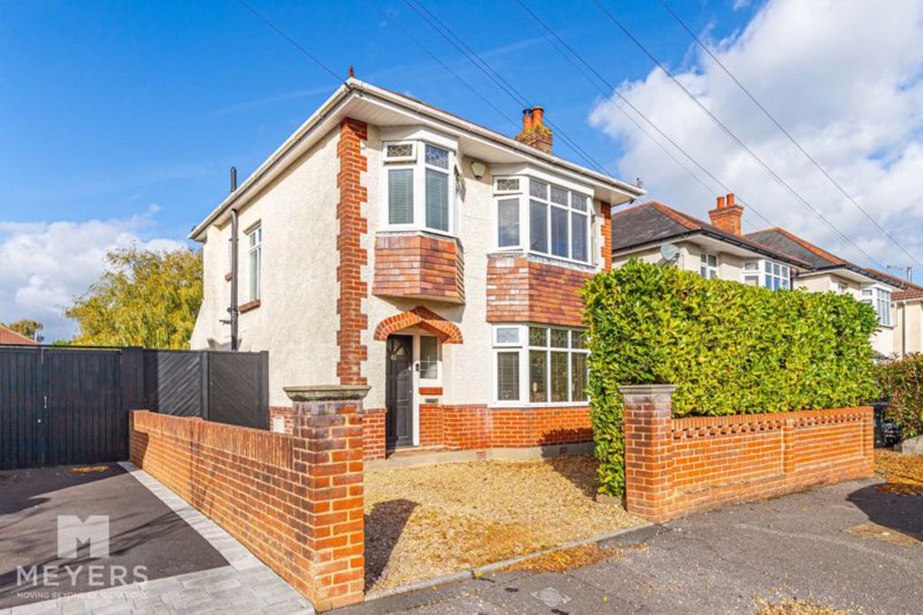 Property photo 1 of 27