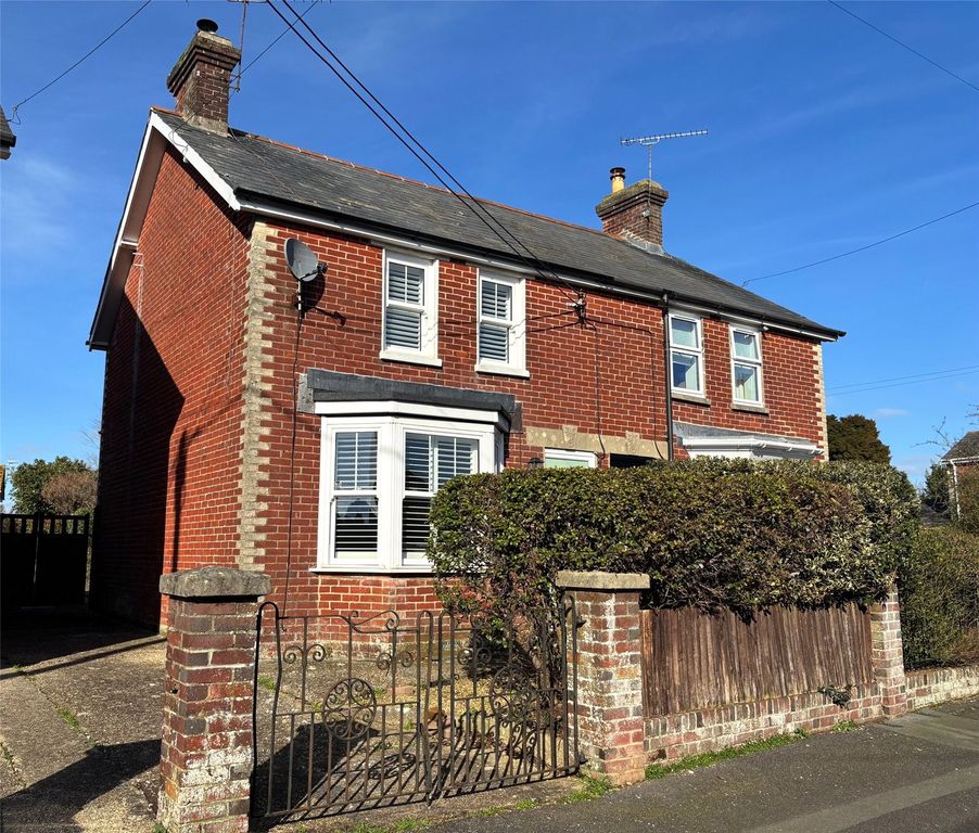 Property photo 1 of 18 Front