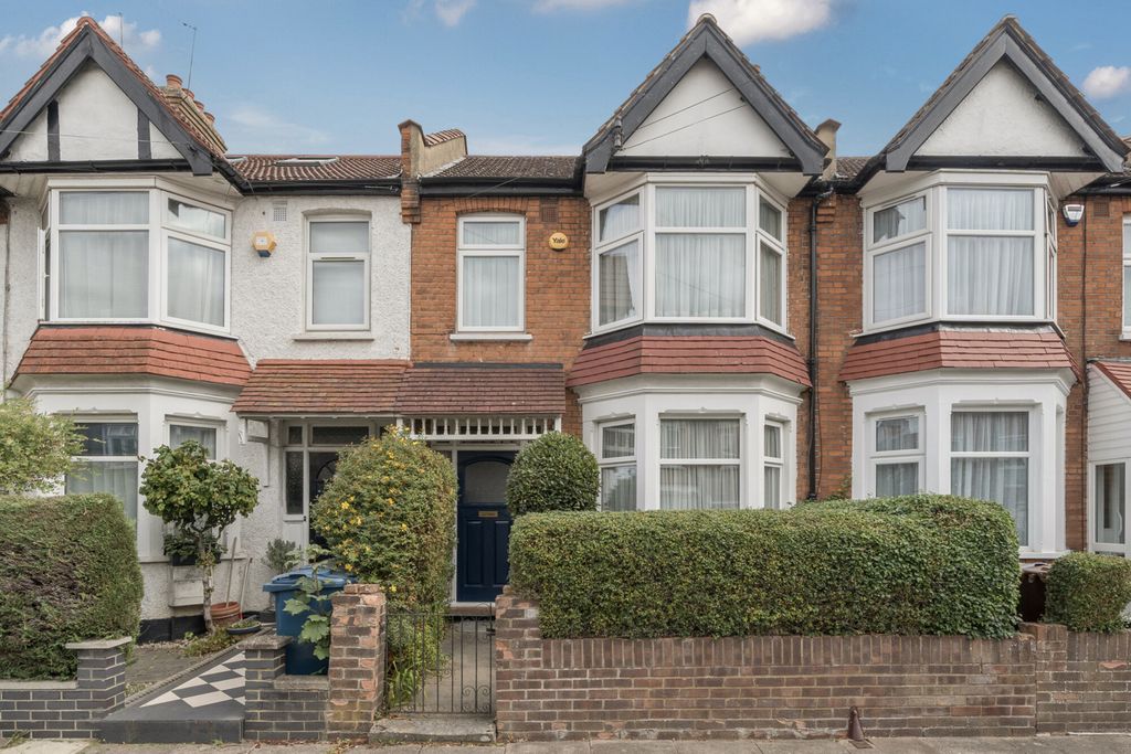 Property photo 1 of 21 1343512-2-68A7336...