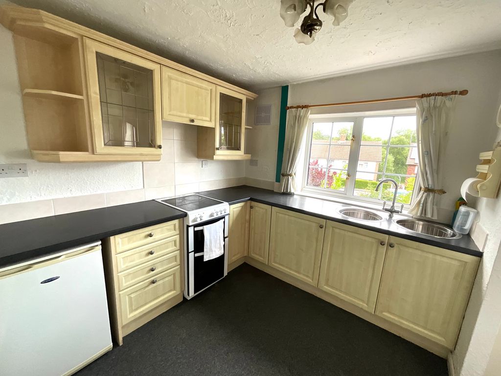 Property photo 2 of 12 Img_5945