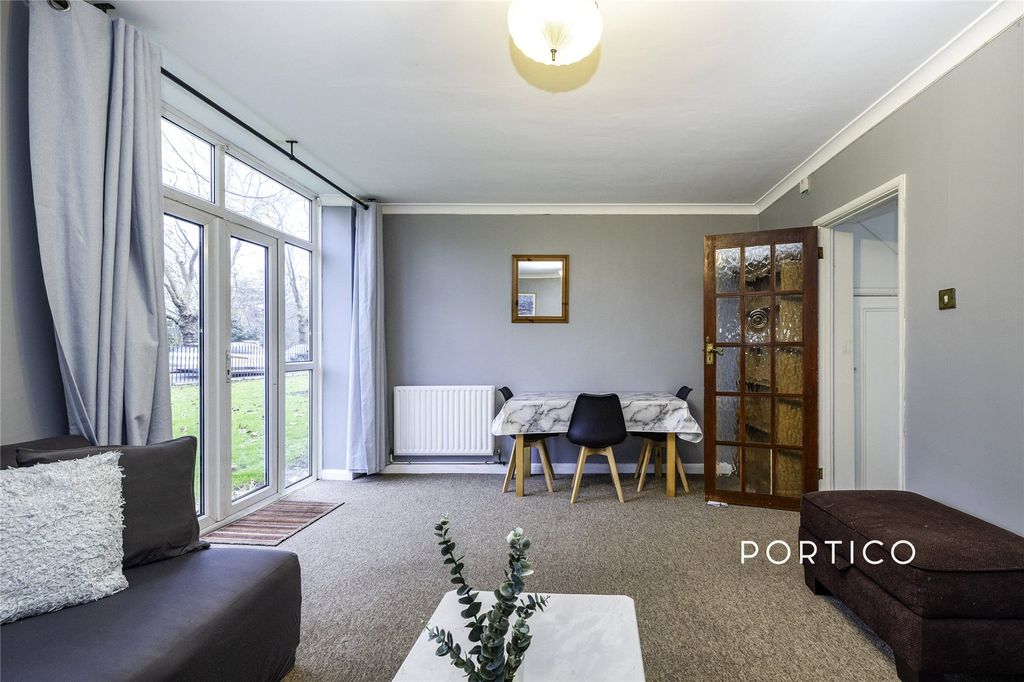 Property photo 3 of 11 Picture No. 21
