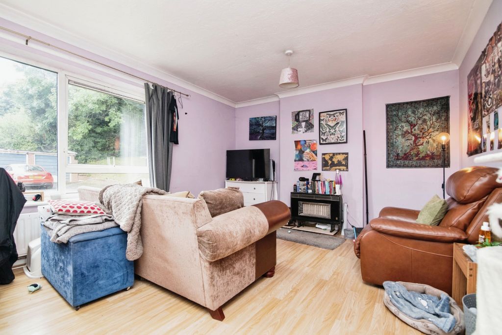 Property photo 3 of 15