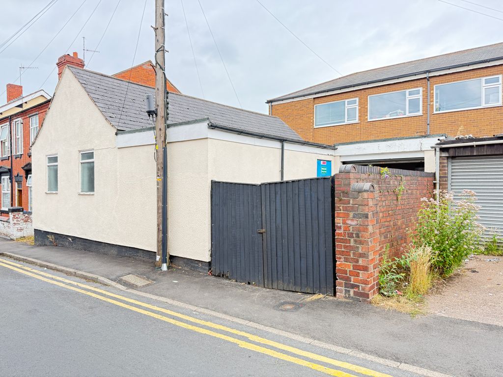 Property photo 1 of 6