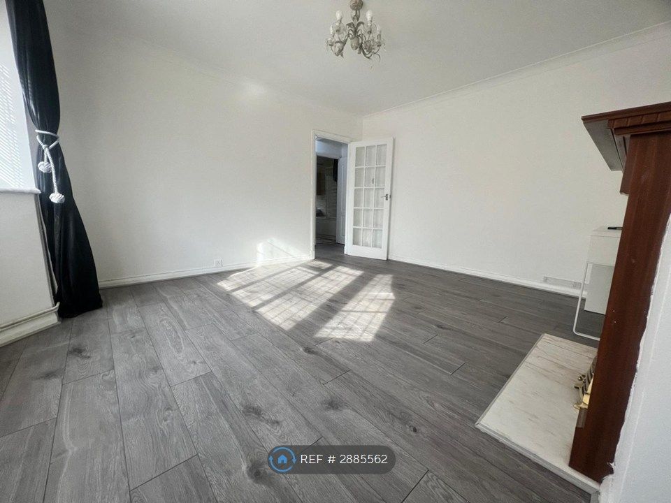 Property photo 2 of 15 Living Room 2