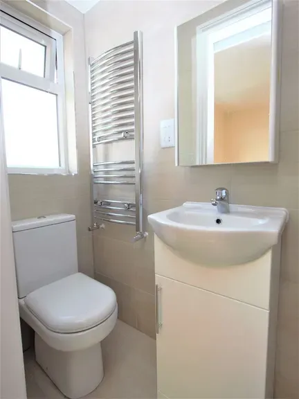 Property photo 3 of 4