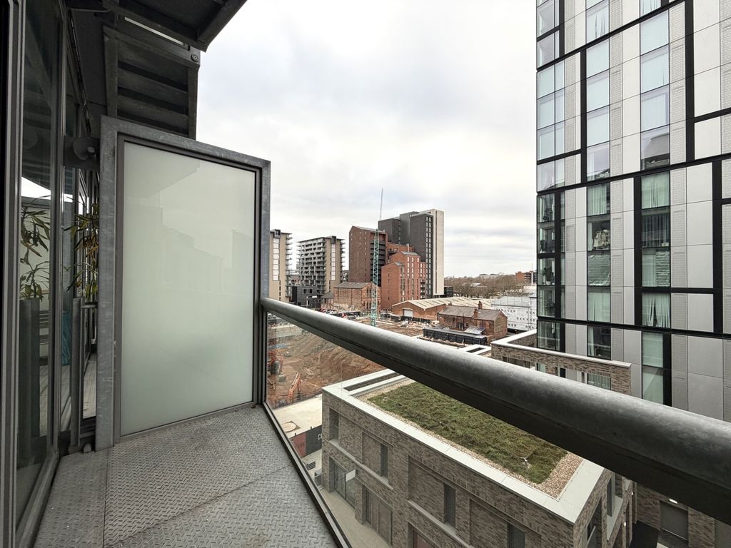 Property photo 3 of 9 Img_3703