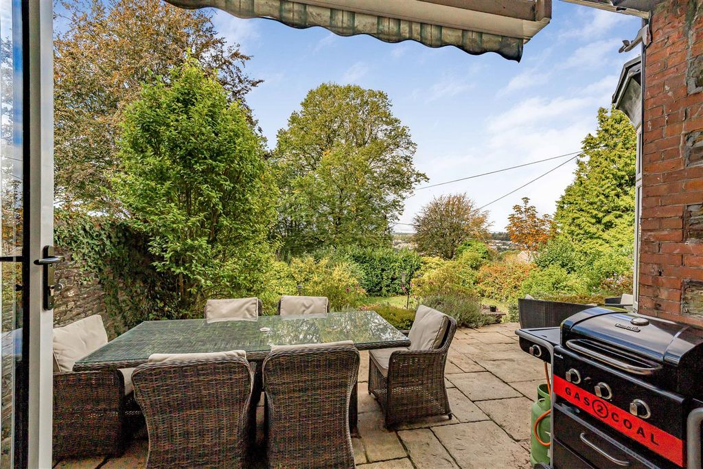 Property photo 3 of 39 Patio Terrace