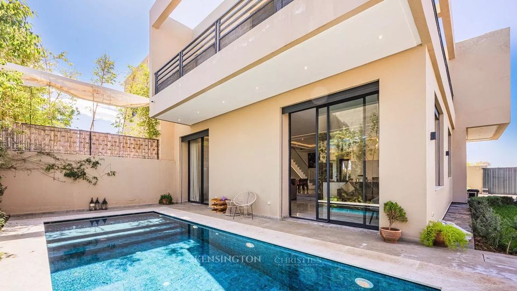 Property photo 3 of 25