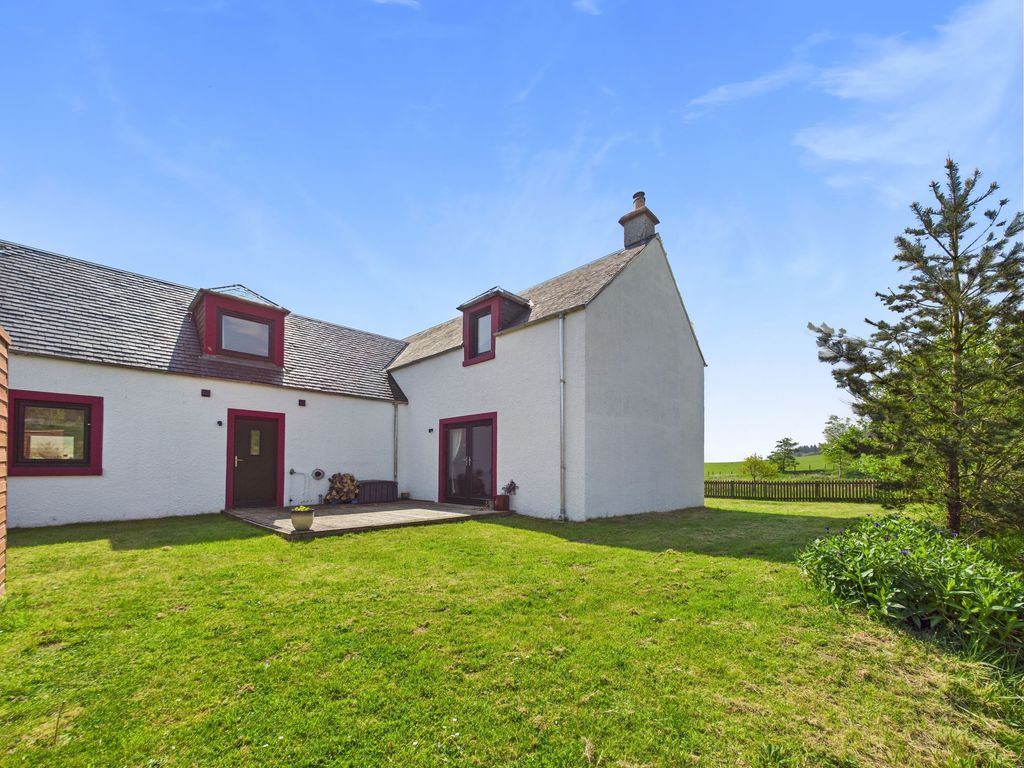 Property photo 2 of 25 Garden