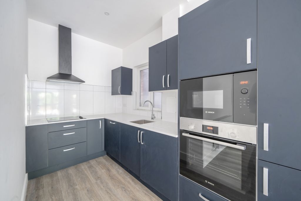 Property photo 2 of 10 1484605 (2)