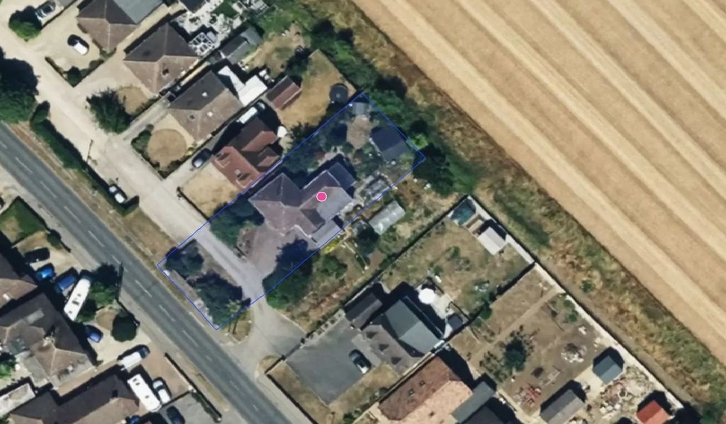 Property photo 2 of 20