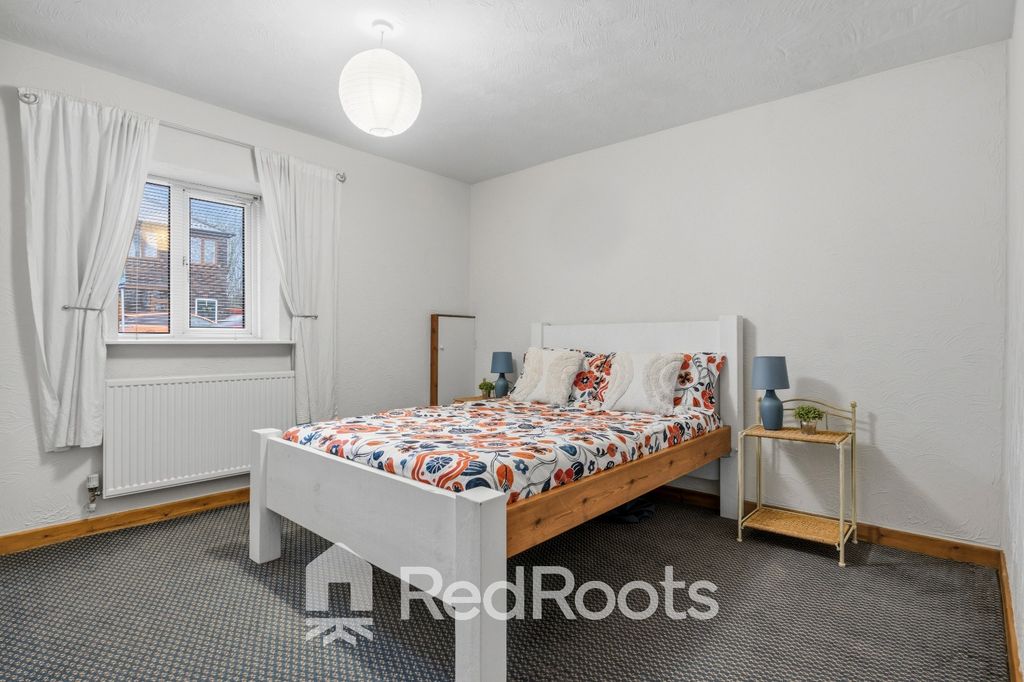 Property photo 3 of 16 4883355