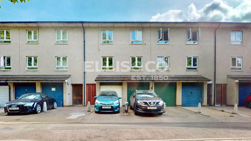 Property photo 1 of 21 Picture No. 06