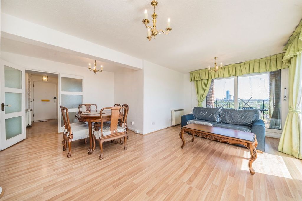Property photo 2 of 4