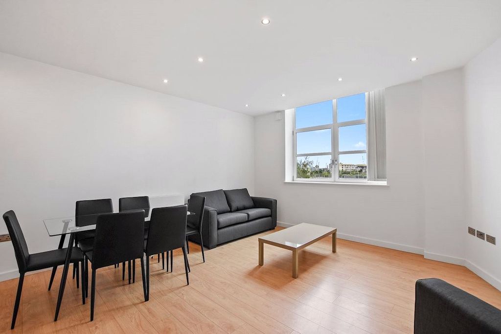 Property photo 1 of 13 Picture No. 09