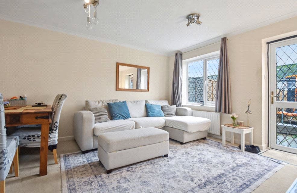 Property photo 2 of 7 Picture No. 14