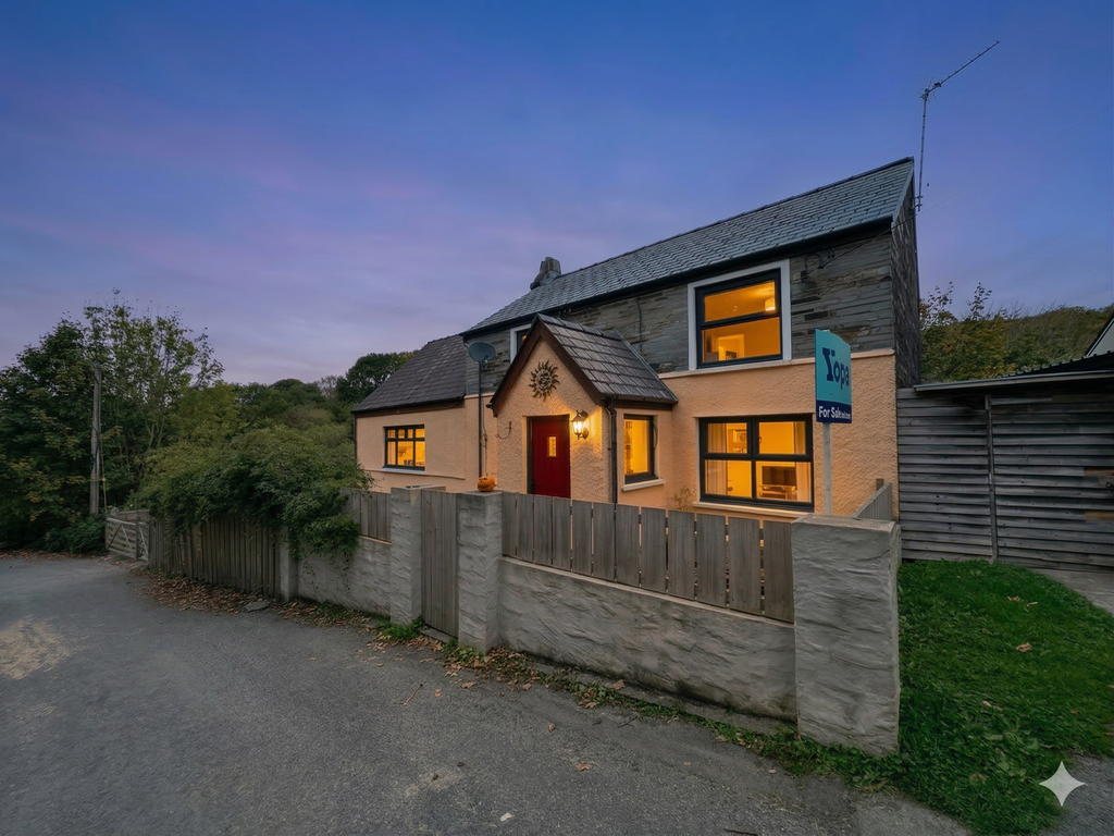 Property photo 1 of 25 Ai Enhanced Dusk Image For Marketing Purposes.