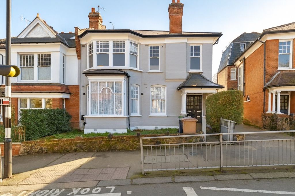 Property photo 1 of 8 Image9