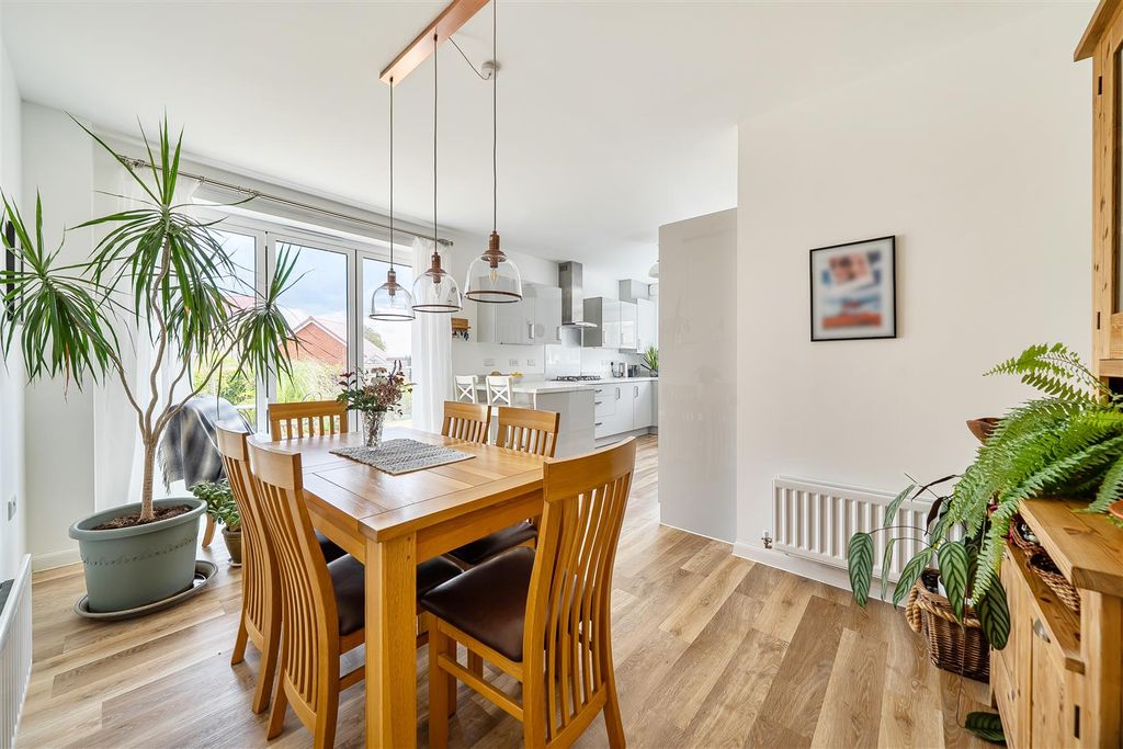 Property photo 2 of 20 Open Plan Kitchen Diner