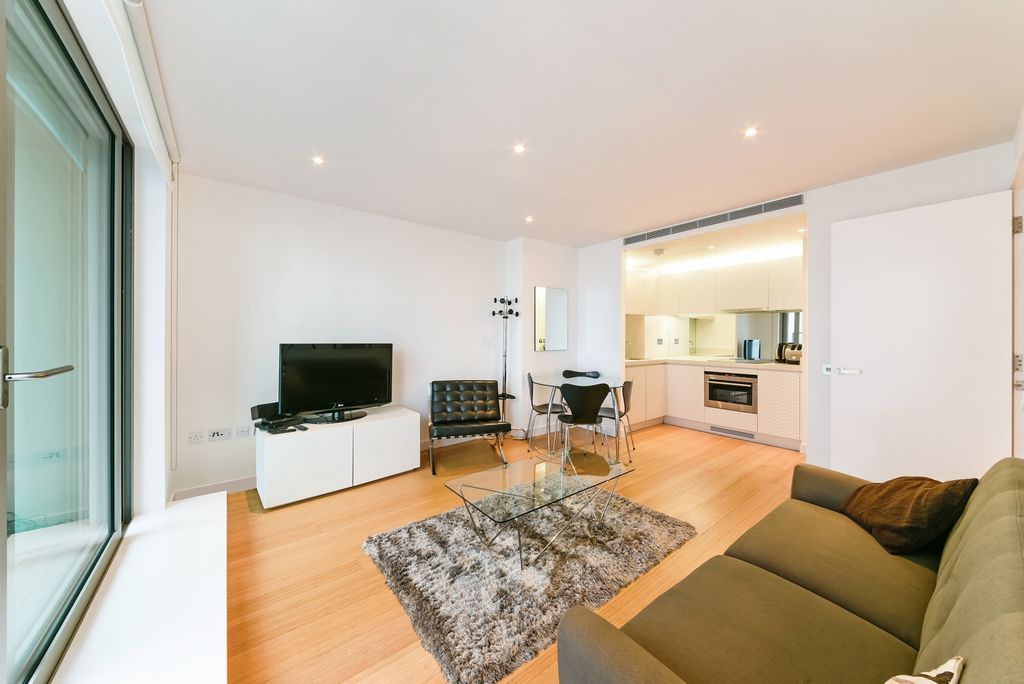 Property photo 3 of 14 Living Area