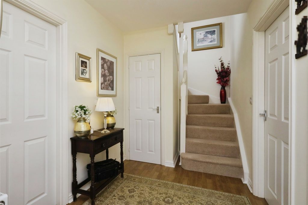Property photo 3 of 20