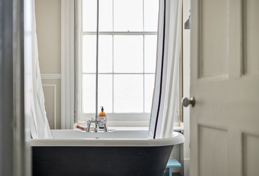 Property photo 2 of 16 1357531-4-68d4035...