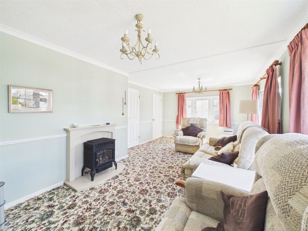 Property photo 3 of 13 Picture No. 04