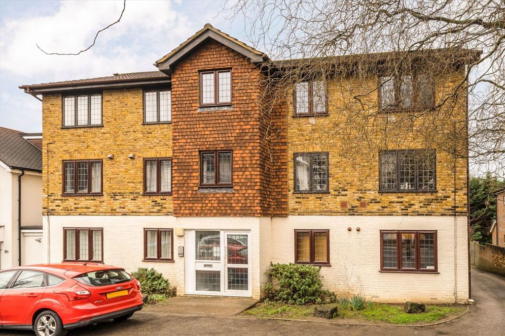 Property photo 1 of 6