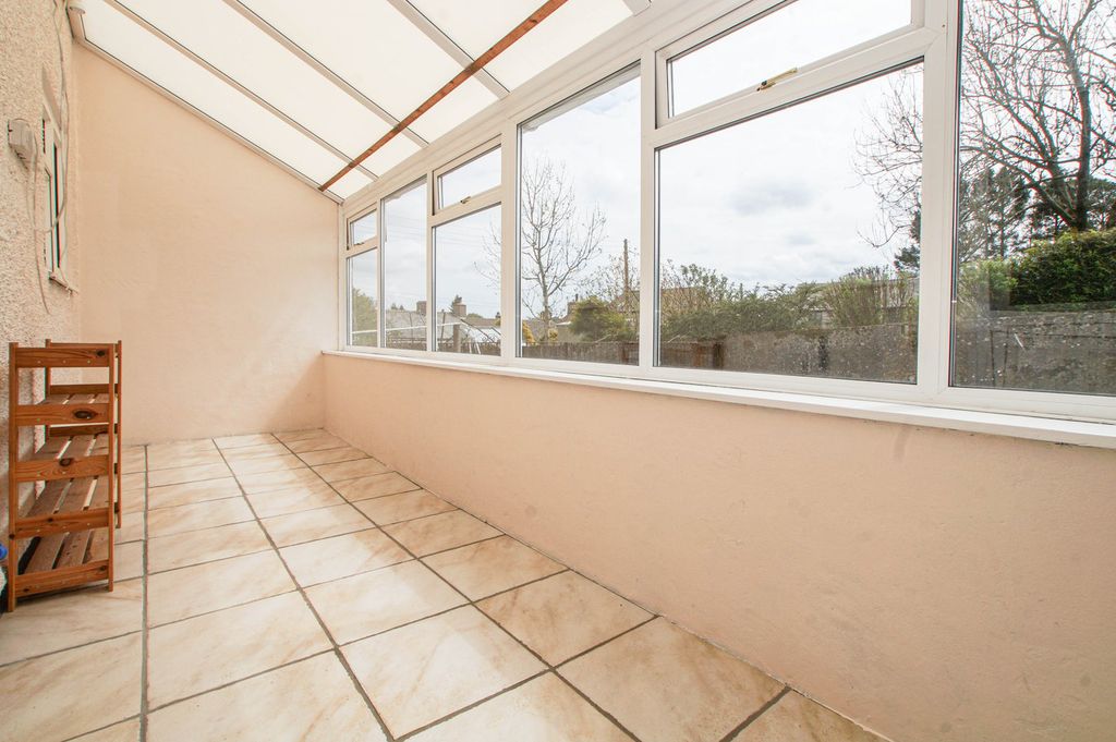Property photo 3 of 20 Sunroom