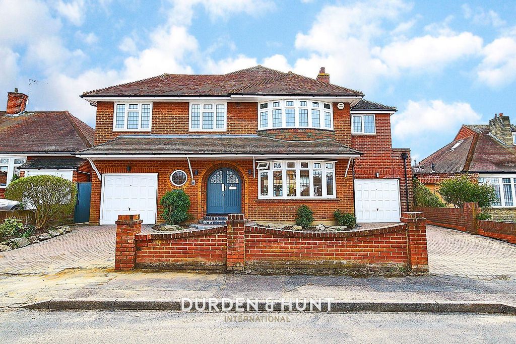 Property photo 1 of 33 Fernside 43.1_Result.Jpg