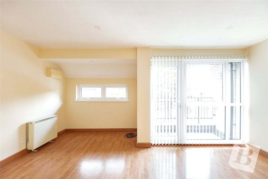 Property photo 3 of 10 Lounge/Diner