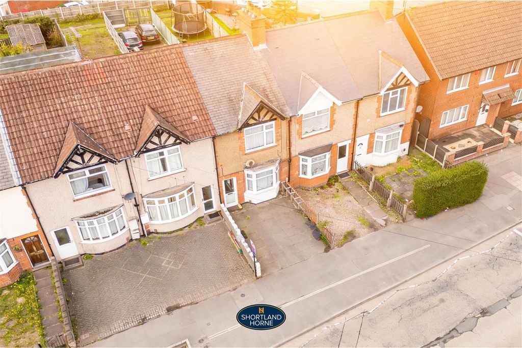 Property photo 1 of 20 Front