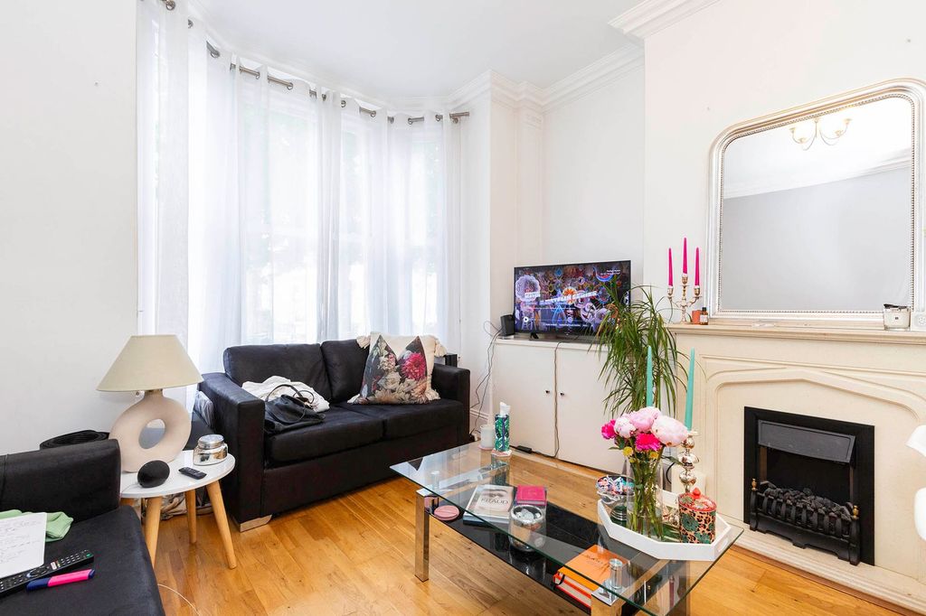 Property photo 1 of 4